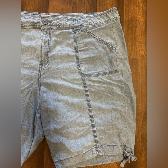 St. John's Bay Gray Cargo Shorts Relaxed Fit - Picture 5 of 10